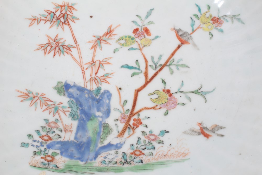 Mid-18th century Chinese export fluted basin with polychrome painted birds in flowering trees and - Image 4 of 6