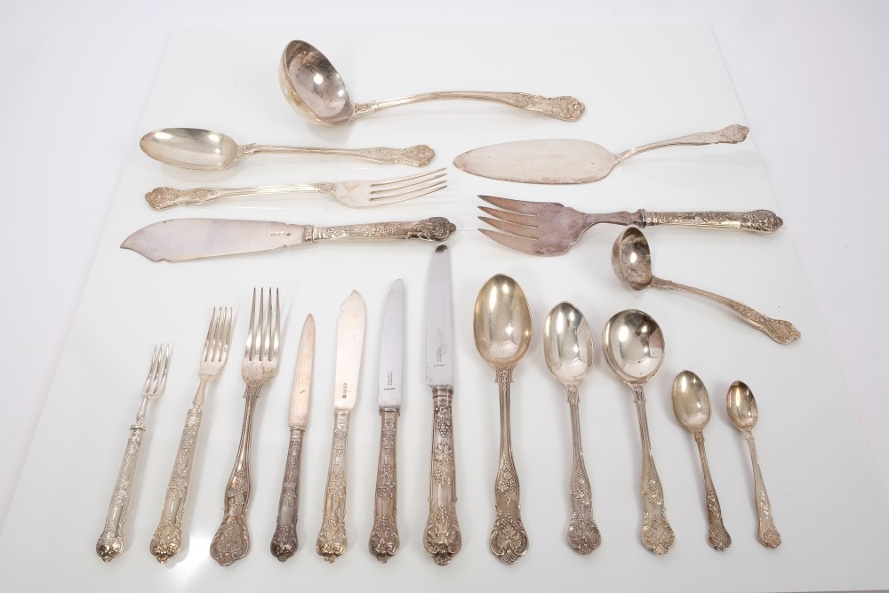 Contemporary Asprey silver rare Bright Vine pattern canteen of cutlery for twelve place settings,