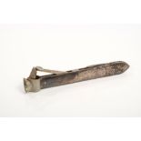 Edwardian silver mounted cigar cutter and penknife with spot-hammered finish and vacant cartouche