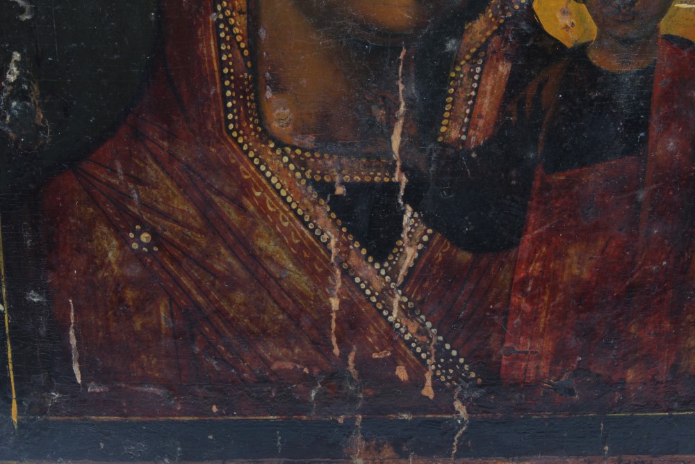 19th century Greek Icon, tempera on panel, depicting Madonna and Child, 31cm x 26. - Image 3 of 6