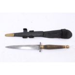 Second World War second pattern Fairbairn-Sykes F-S fighting knife / Commando knife with etched