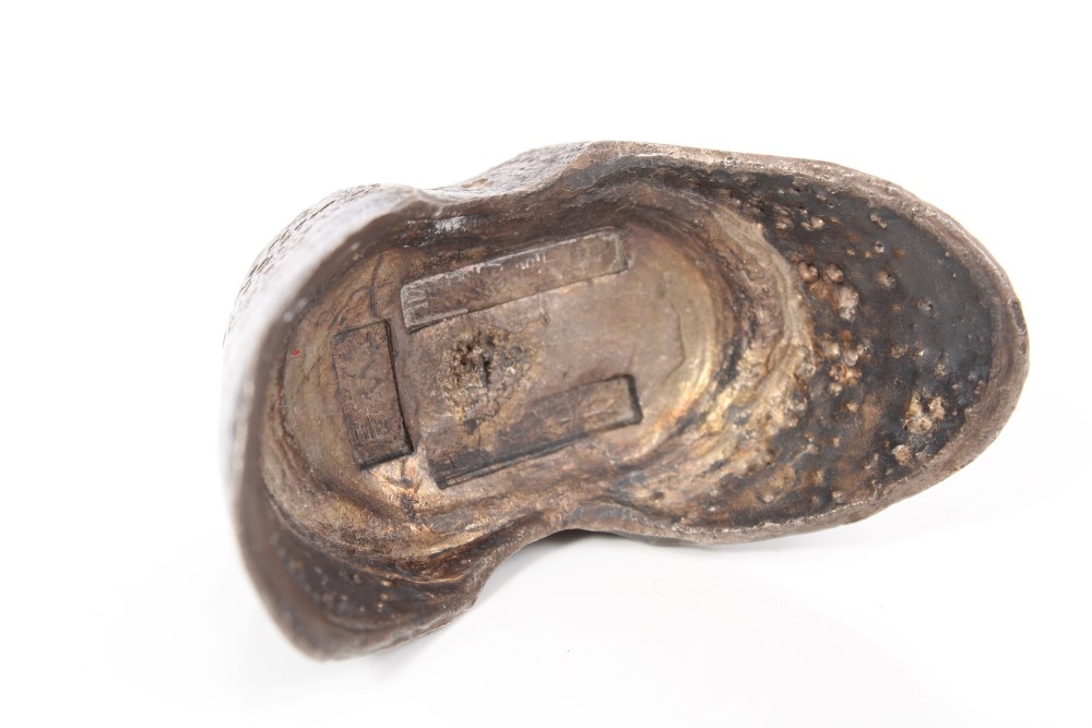 China - 19th century Sycee Bullion 10 Taels silver ingot - boat / shoe-shaped and counter marked - Image 3 of 4