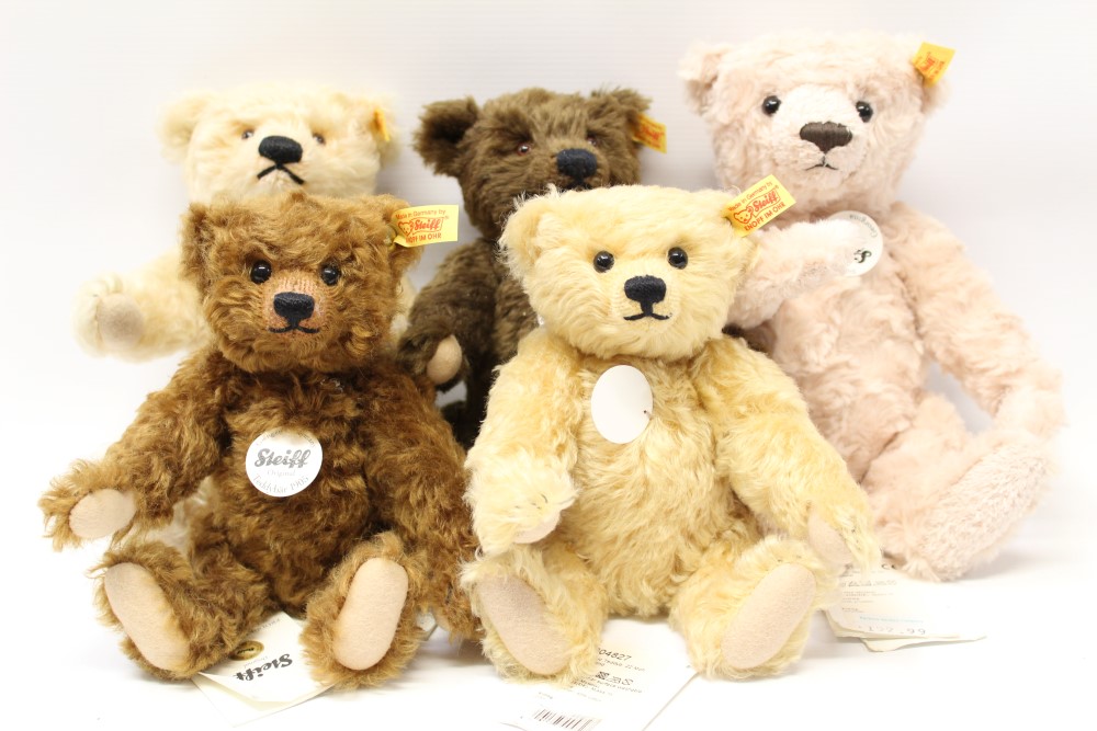 Teddy Bears - Steiff 'Georgina' 013140, Classic 000645, 004827, 000805 and 004865,