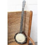 Vintage banjo hybrid with three double string courses