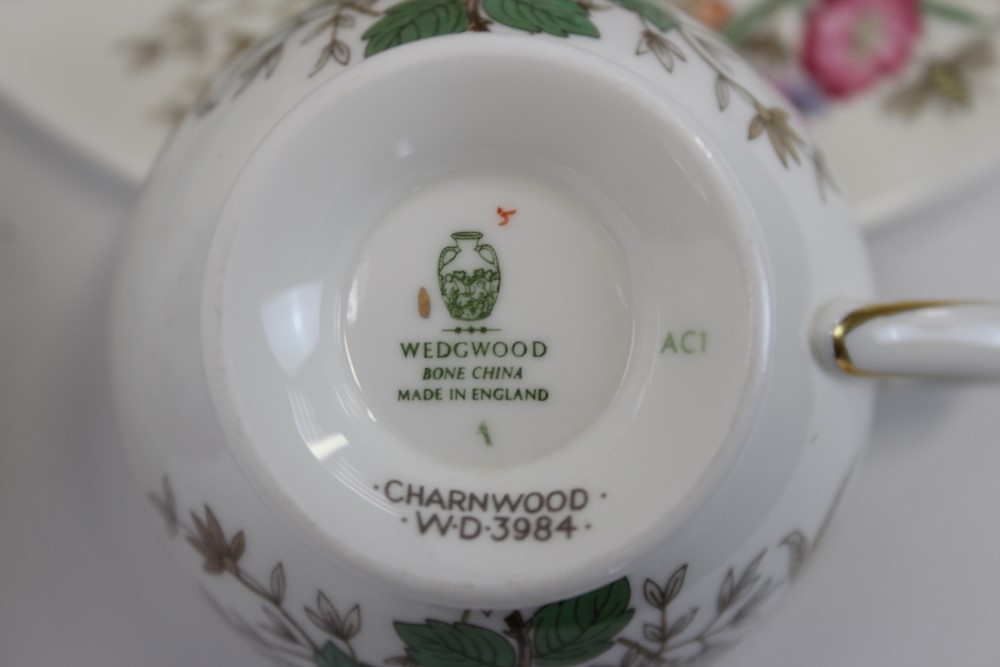 Wedgwood Charnwood tea and dinner service (82 pieces) - Image 2 of 3