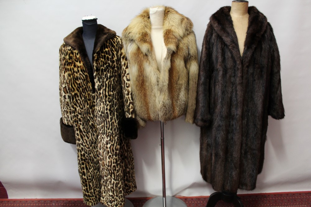 Ladies' vintage faux leopard print coat, fox fur jacket,