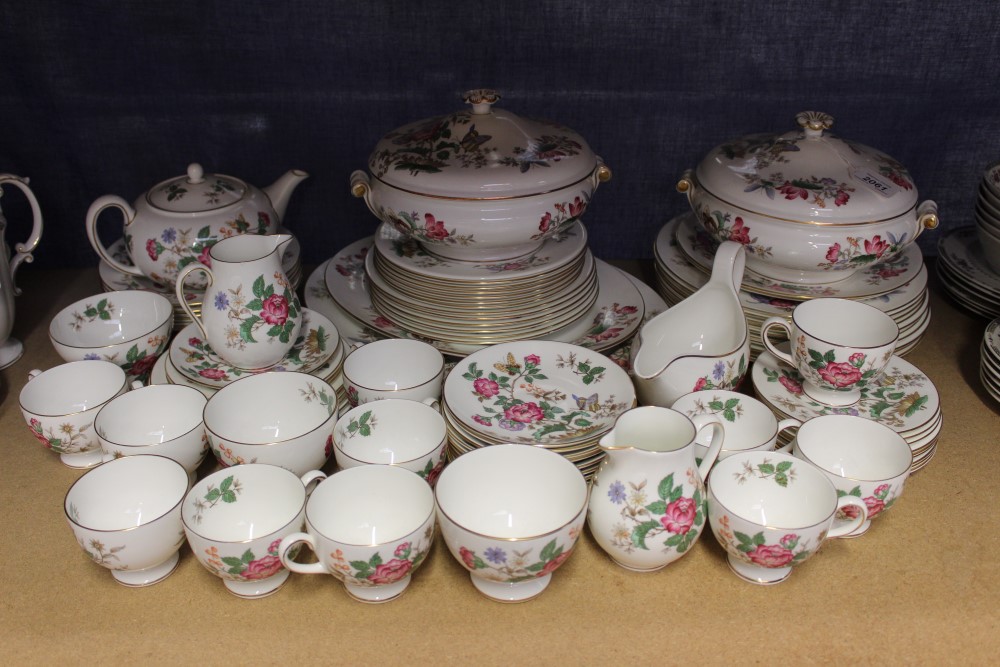 Wedgwood Charnwood tea and dinner service (82 pieces) - Image 3 of 3