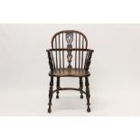 Good early 19th century yew and elm Windsor chair,