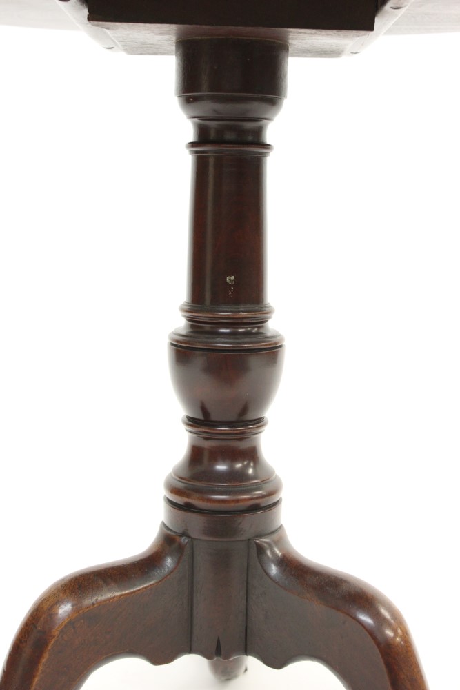 Good George III mahogany occasional table, - Image 3 of 6