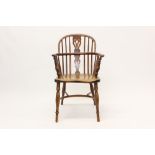 Good second quarter 19th century yew and elm Windsor chair,