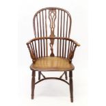 Early 19th century yew and elm Windsor chair,