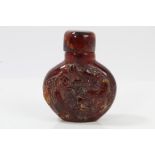 Chinese carved amber snuff bottle and stopper decorated with dragons, 4.