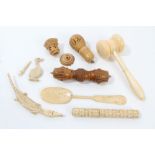 Collection of carved horn, bone and ivory items - including gavel,