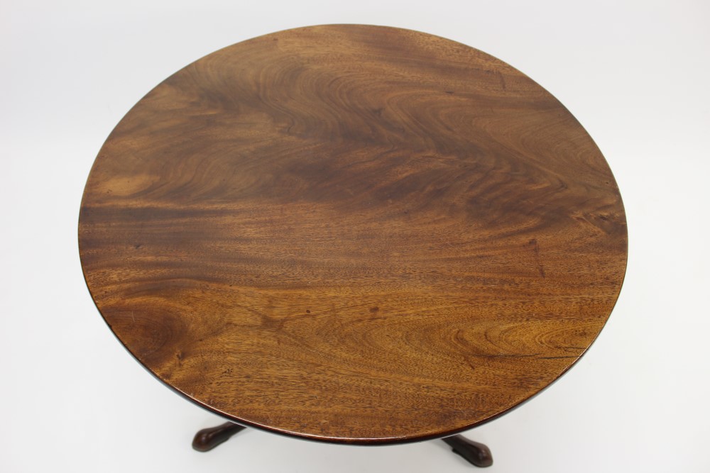 Good George III mahogany occasional table, - Image 2 of 6