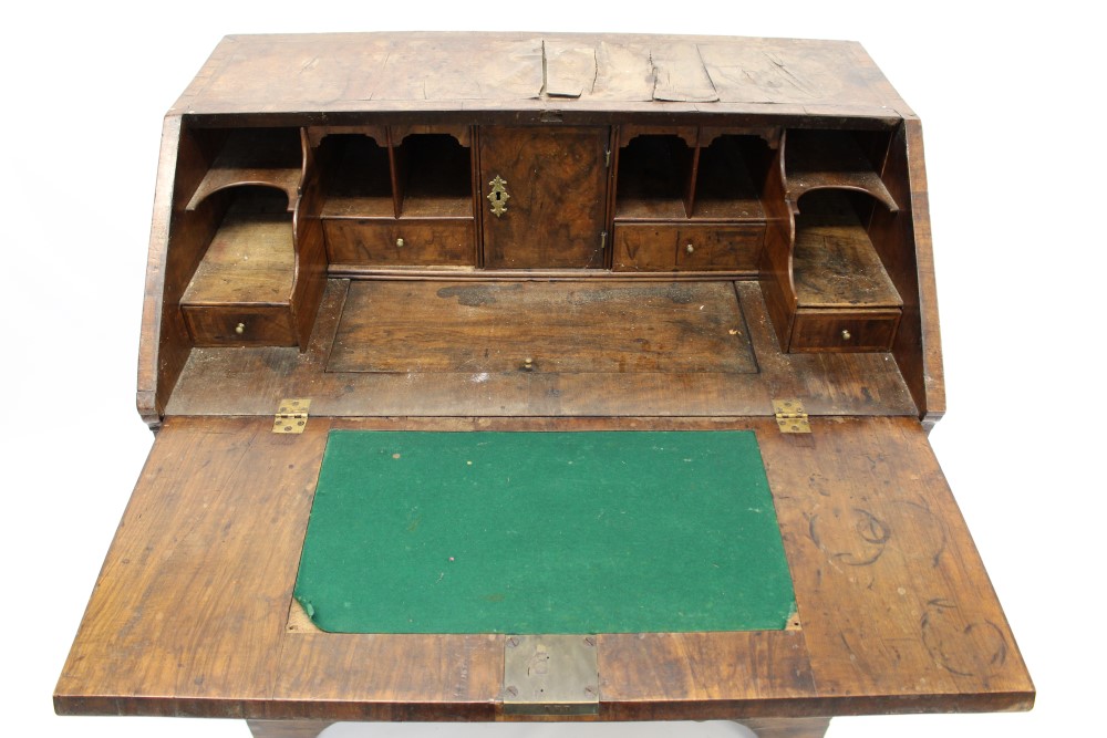 Early 18th century walnut crossbanded and feather-banded bureau with hinged fall enclosing a fitted - Image 3 of 6