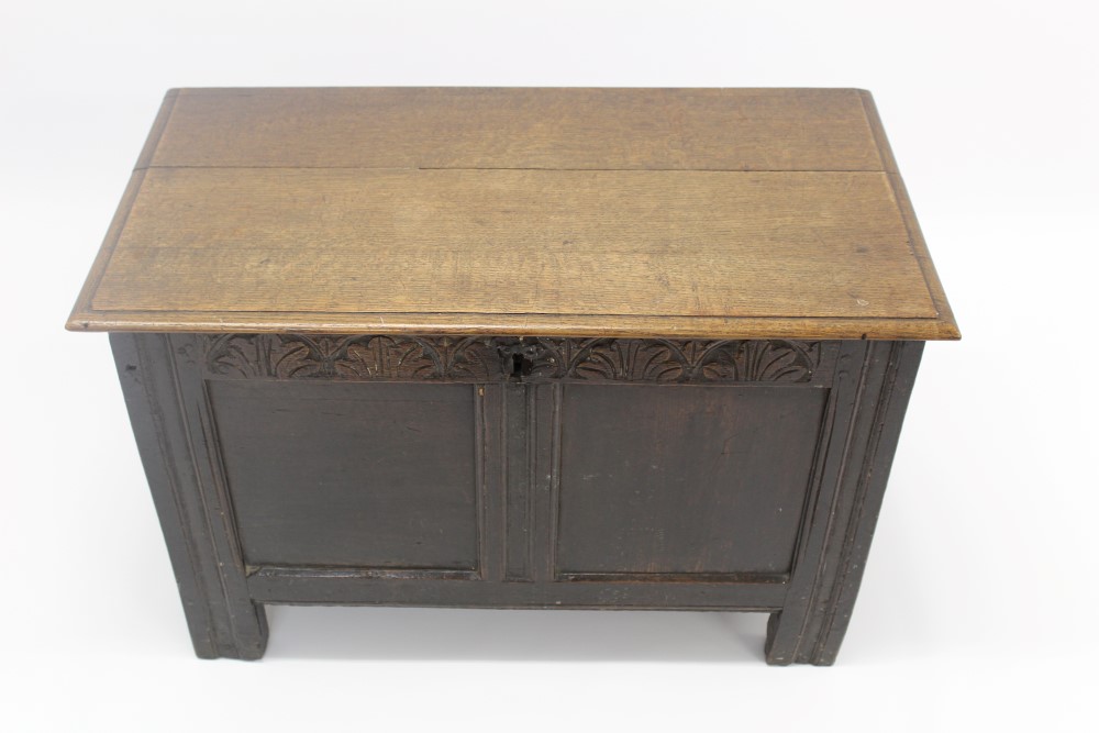 17th century oak coffer of small size, associated plank top with moulded edge, - Image 2 of 6