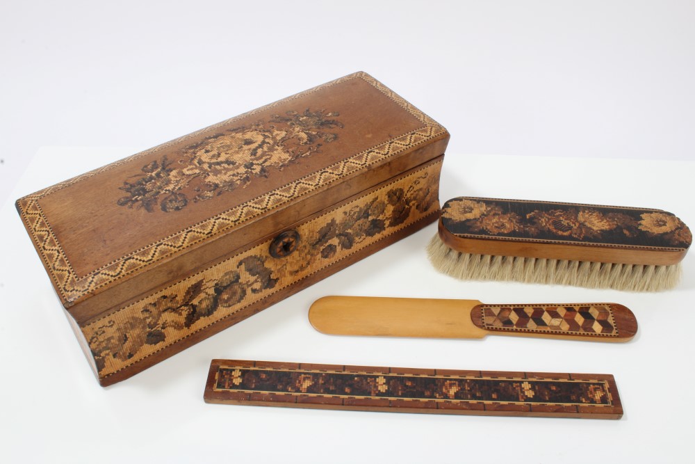 Victorian Tunbridge Wells ware glove box with floral decoration, 25cm,