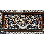Good 17th century-style pietra dura marble tabletop utilising an array of marbles,