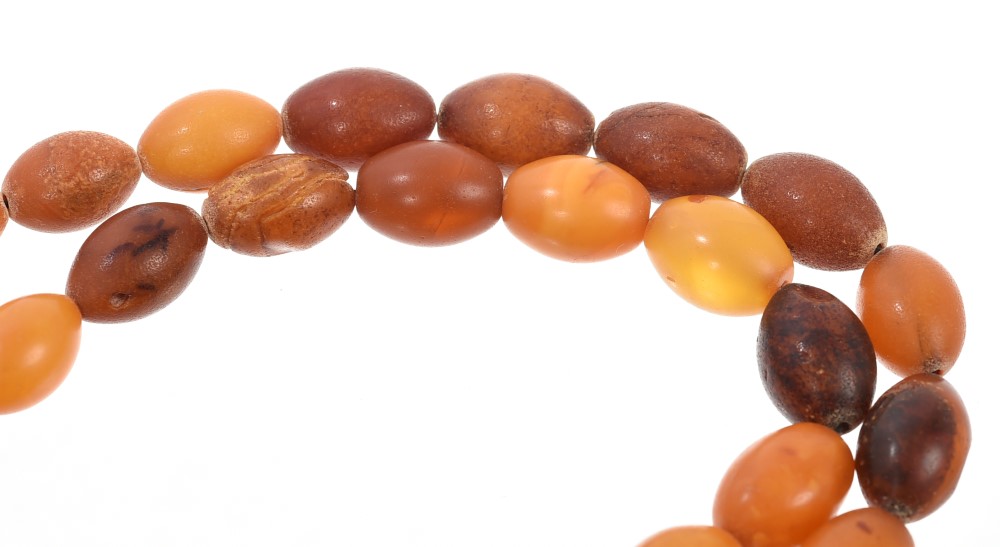 Amber bead necklace with graduated amber beads, length approximately 70cm. - Image 2 of 2