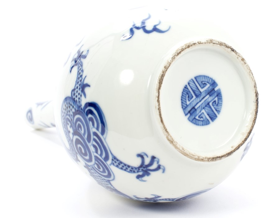 Chinese Qing blue and white bottle vase with painted hoho bird, - Image 2 of 5