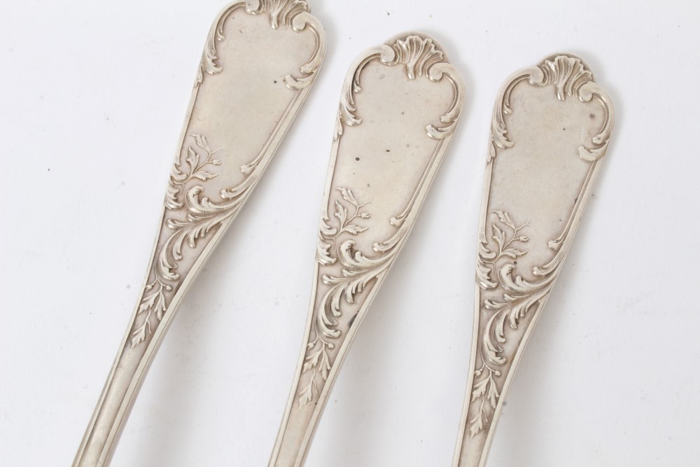 Four late 19th / early 20th century French silver tablespoons with foliate decorated stems and - Image 9 of 11