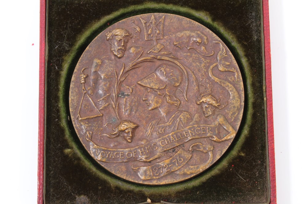 G.B. AE medallion commemorating the Challenger Expedition 1895. - Image 2 of 3