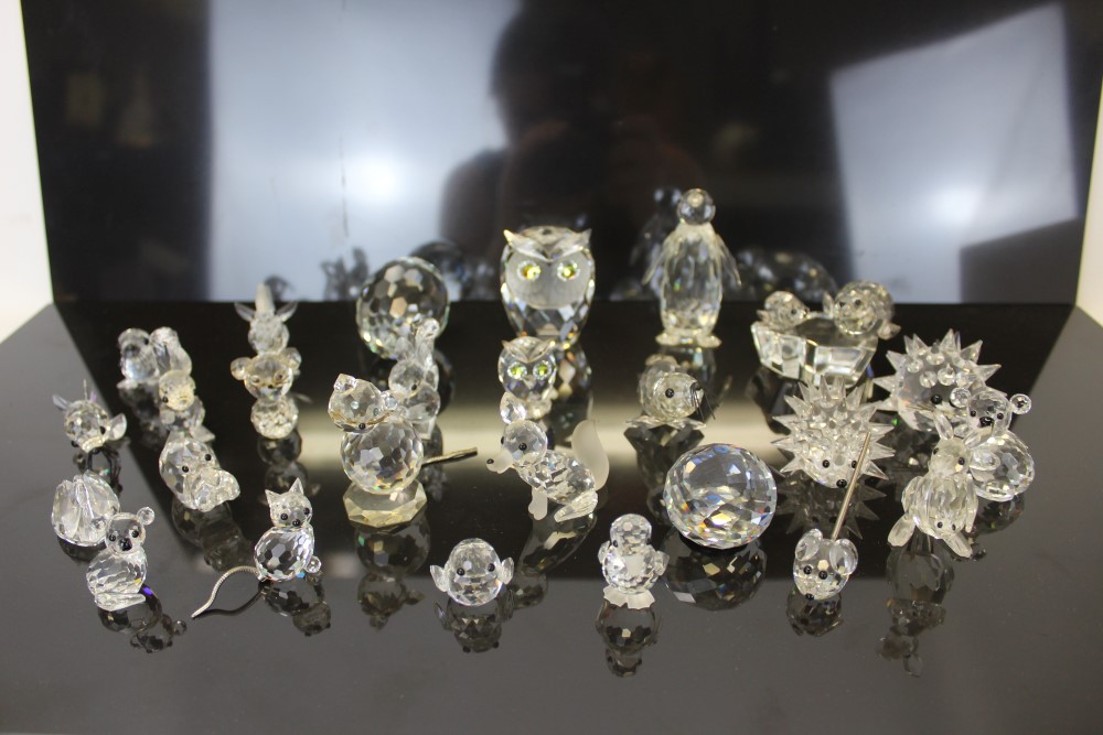 Selection of unboxed Swarovski crystal items - including Owl, Squirrel, Seal, Kangaroo,