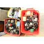 Large quantity of vintage fishing reels - comprising American-type bait casting reels,