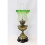 Late 19th / early 20th century oil lamp with English Juno burner, fluted brass reservoir,