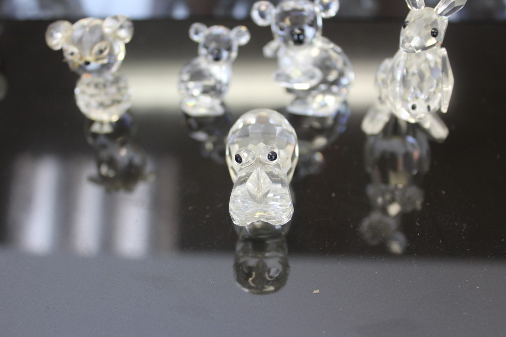 Selection of unboxed Swarovski crystal items - including Owl, Squirrel, Seal, Kangaroo, - Image 5 of 10