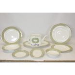 Royal Doulton Sonnet H5012 pattern dinner service (77 pieces)