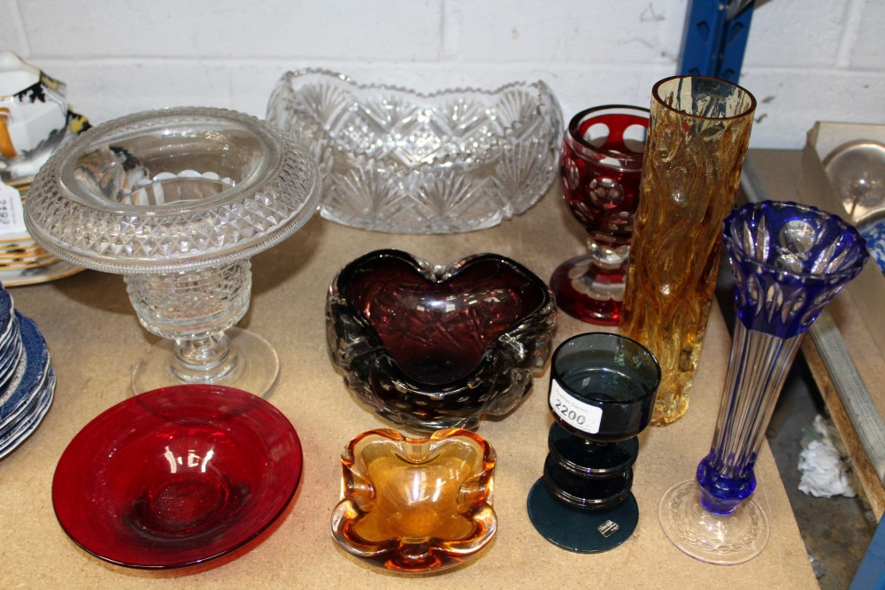 Selection of glassware - including art glass bowls and vases, Wedgwood glass candlestick,