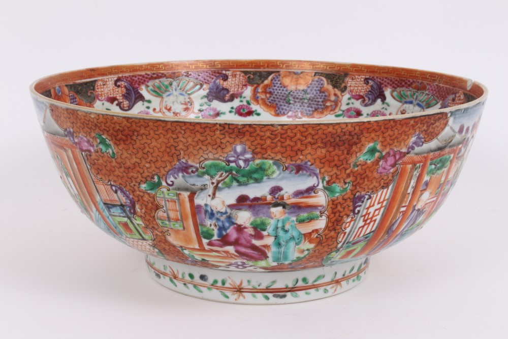 Late 18th century Chinese export Mandarin palette punch bowl with painted figure reserves on orange, - Image 6 of 9