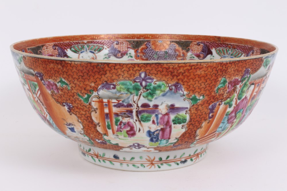 Late 18th century Chinese export Mandarin palette punch bowl with painted figure reserves on orange, - Image 4 of 9