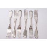 Set of six Victorian silver fiddle and thread pattern dinner forks (London 1880),