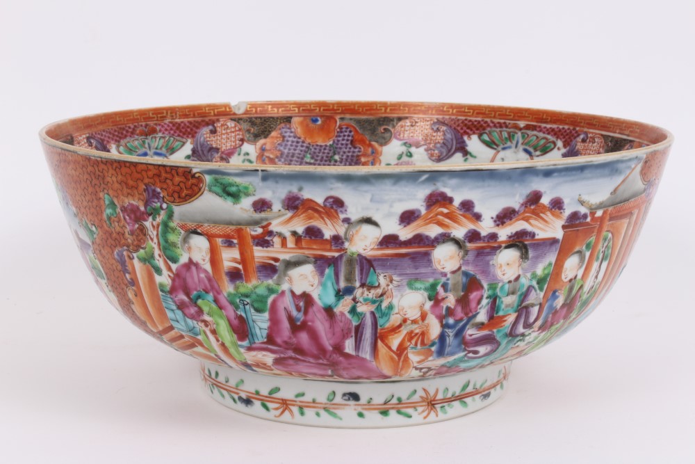 Late 18th century Chinese export Mandarin palette punch bowl with painted figure reserves on orange, - Image 5 of 9