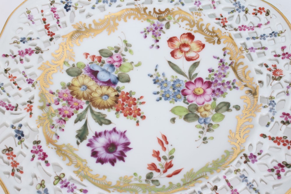 Two 19th century Meissen outside decorated plates painted with romantic figures and floral sprigs, - Image 4 of 8