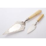 Edwardian ivory handled silver presentation trowel by Aitkin Brothers, Sheffield 1905, 28cm long,