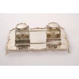 George V silver inkstand of rectangular form,