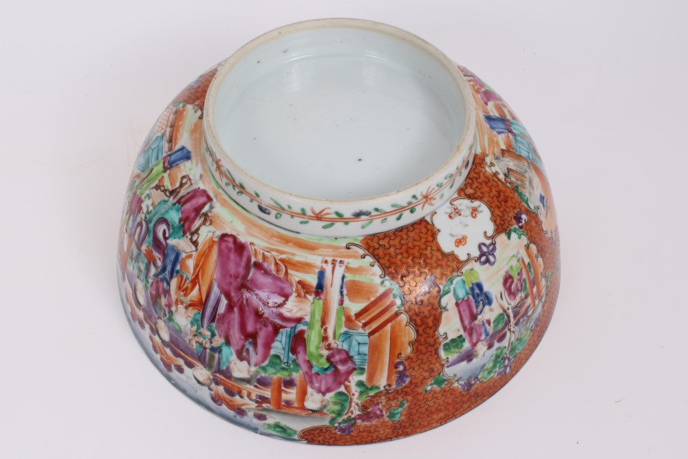 Late 18th century Chinese export Mandarin palette punch bowl with painted figure reserves on orange, - Image 9 of 9