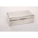 George V silver cigarette box of rectangular form,