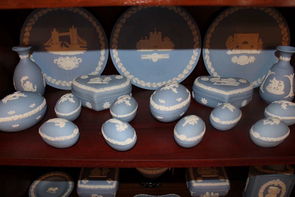 Large collection of modern Wedgwood Jasperware to include egg shaped boxes, - Image 4 of 5