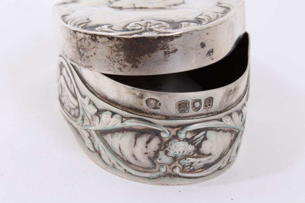 Early 20th century Continental green enamelled silver box of circular form with engine-turned - Image 5 of 11