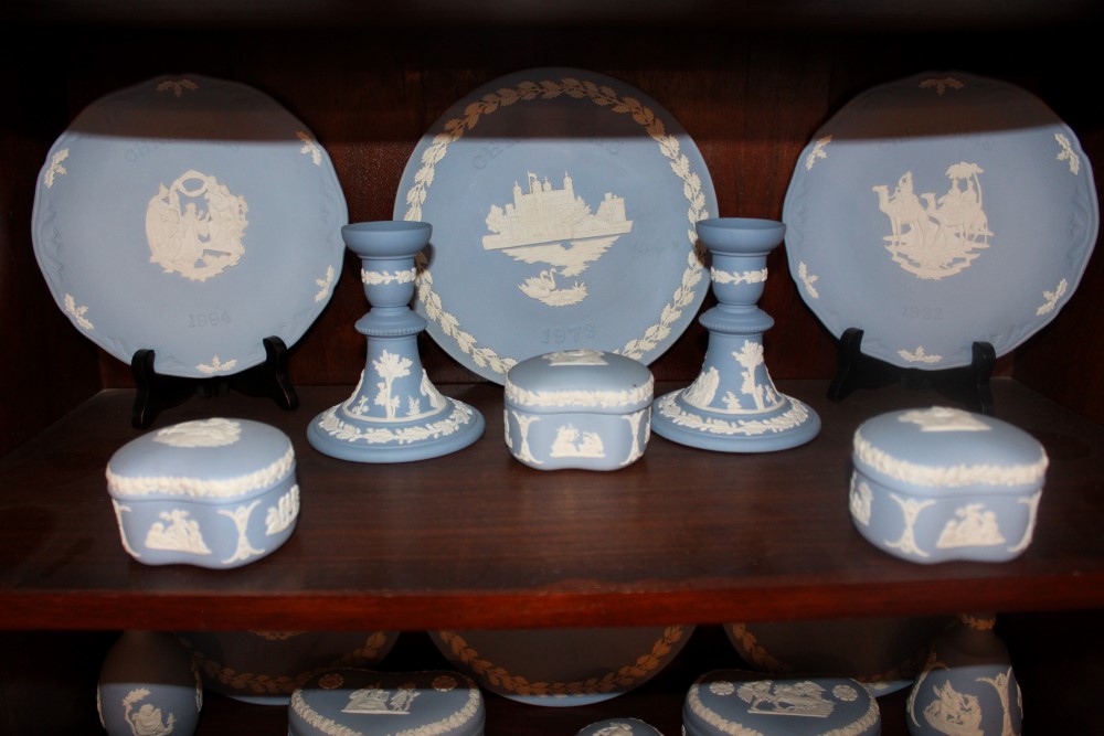 Large collection of modern Wedgwood Jasperware to include egg shaped boxes, - Image 5 of 5