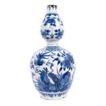 Rare 17th century Dutch Delft blue and white double-gourd vase painted in the Chinese transitional