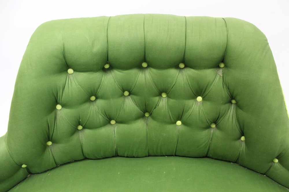 Victorian button-back corner settee with arched back, on cabriole legs and castors, - Image 2 of 4