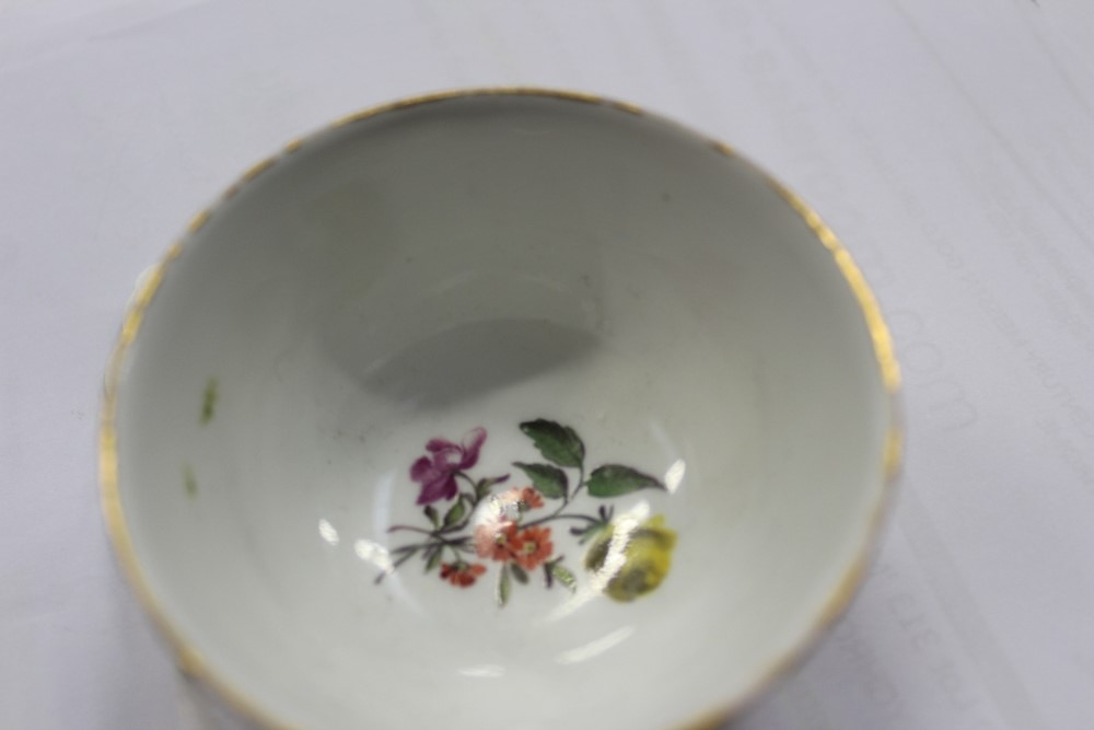 Mid-18th century Meissen gold ground tea cup and saucer with polychrome painted floral sprays - - Image 4 of 6