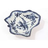 18th century Worcester blue and white porcelain pickle dish with painted floral sprigs - moulded