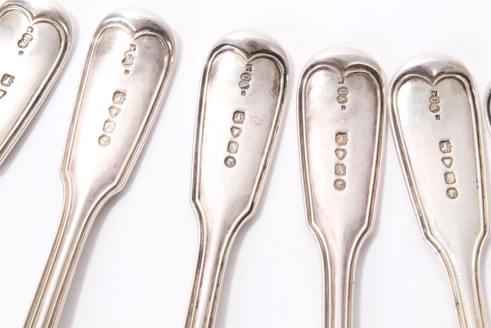 Set of six Victorian silver fiddle and thread pattern dessert spoons with engraved initials (London - Image 3 of 3