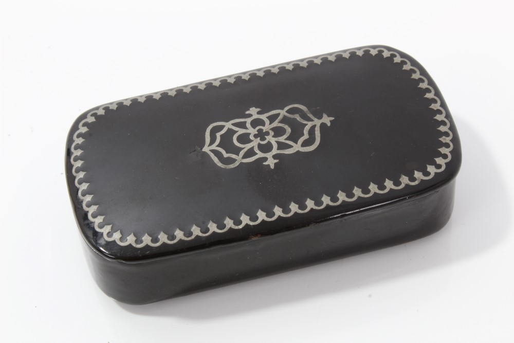 A Memento of Queen Caroline: Georgian black lacquer and pewter inlaid snuff box containing a - Image 2 of 2